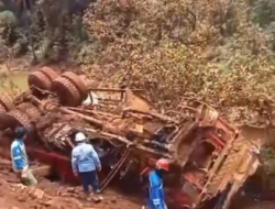 Kecelakaan Kerja di Konawe Utara, Dump Truck PT KKU Terbalik