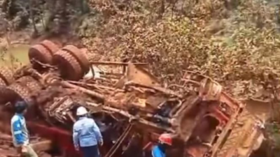 Kecelakaan Kerja di Konawe Utara, Dump Truck PT KKU Terbalik