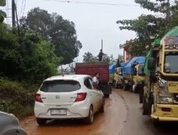 Jalan Umum Jadi Jalur Tambang, Warga Geram: Kalau Ada Ambulans Bisa Mati Orang di Jalan