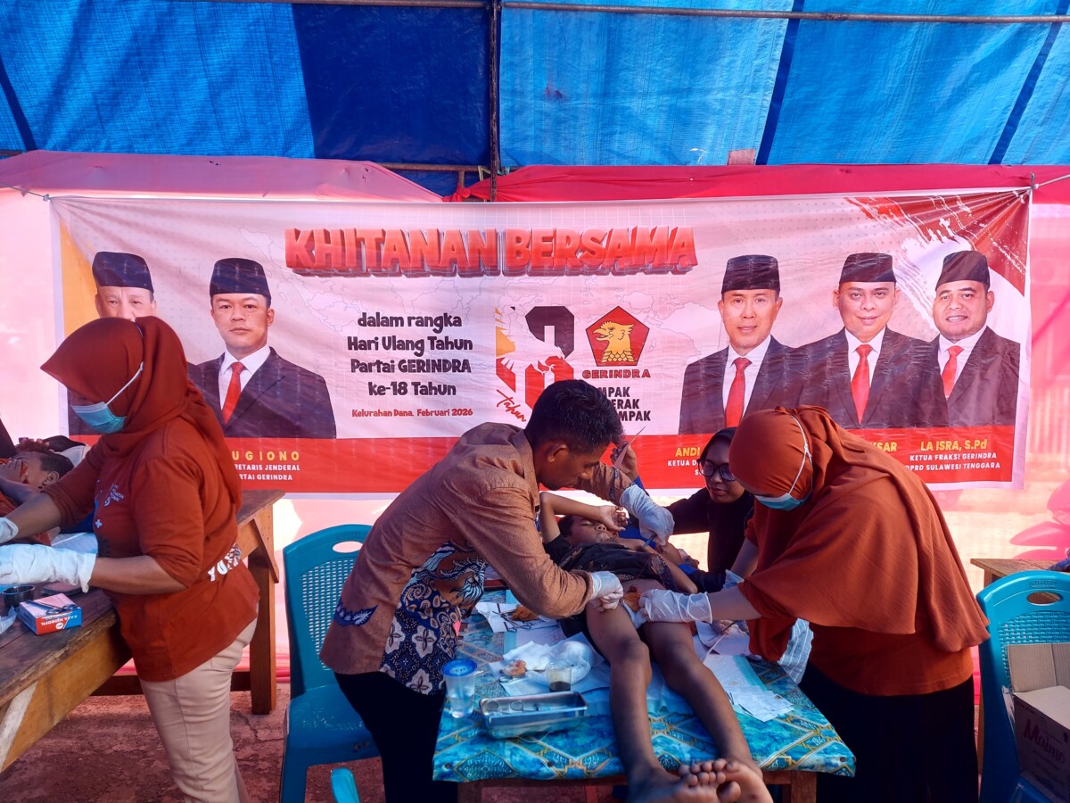 Peringati HUT Gerindra ke-18, La Isra Gelar Sunatan Massal Gratis di Muna