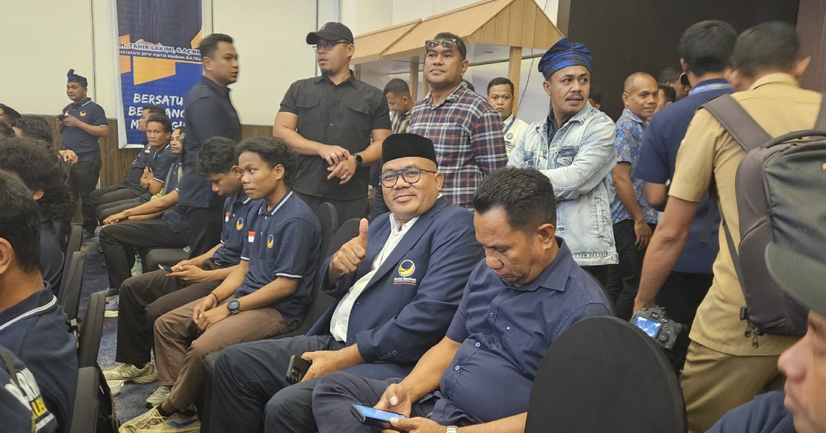 Duduk di Belakang saat Rakerwil, Ketua DPRD Sultra Dinilai Tak Diperlakukan Layak